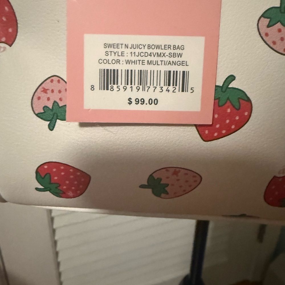 Juicy Couture Exclusive “Sweet and Juicy” Bowler Bag Strawberry Print Crossbody! - Picture 8 of 11